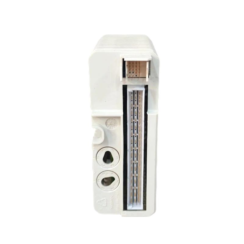 ABB AO820 3BSE008546R1 | Analog Output Module Trusted supplier New In Stock