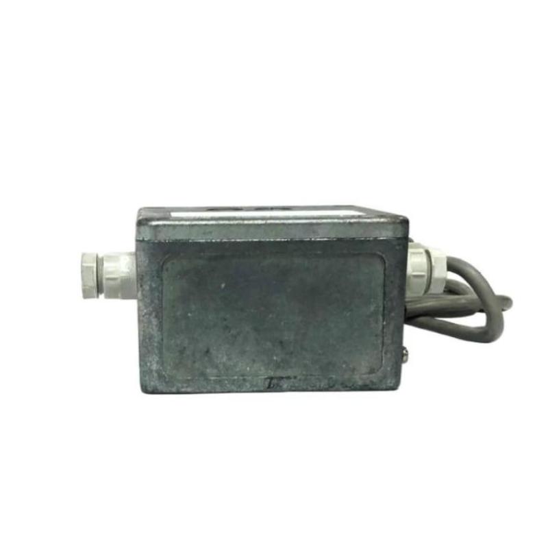 Schneider TSXPACC01 | Terminal Port Junction Box Efficient delivery New In Stock